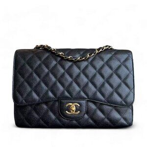 Authentic CHANEL JUMBO single flap black caviar leather shoulder bag 30cm